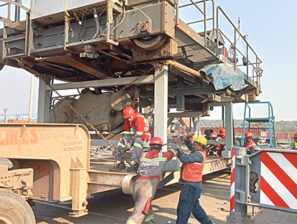 How to reduce port crane downtime in high-traffic terminals