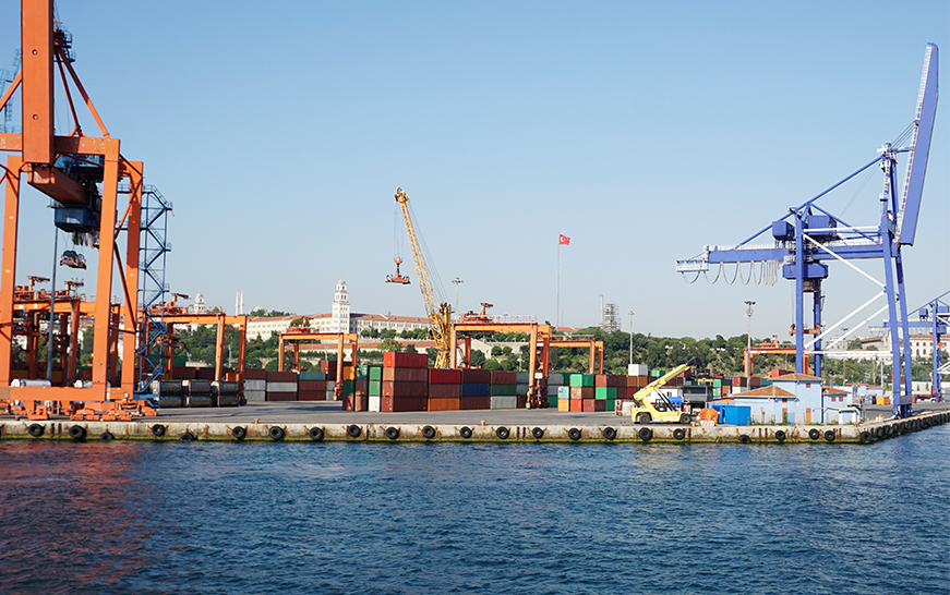 Why Bulk Port Handling Equipment Support Is Essential for Modern Indian Ports