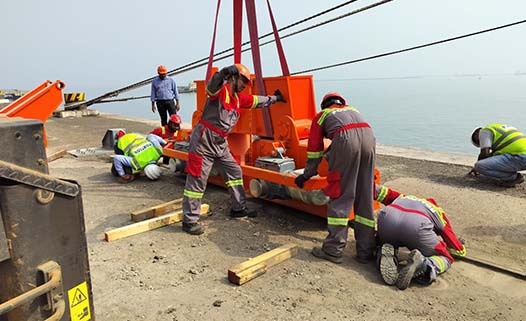 Dismantling Shifting and Hybridization of 2 RTG Cranes